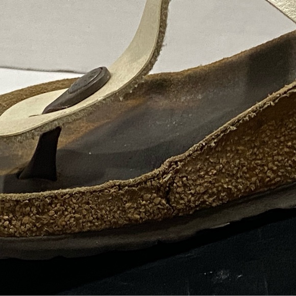 BIRKENSTOCK Gizeh Thong Sandals Metallic Gold EU 36 - Picture 10 of 10